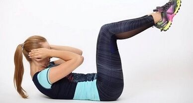 Exercițiu de crunch pentru pierderea în greutate