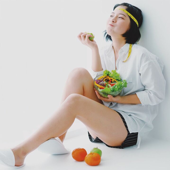 fel de mâncare legume proaspete salată dieta japoneză slăbire